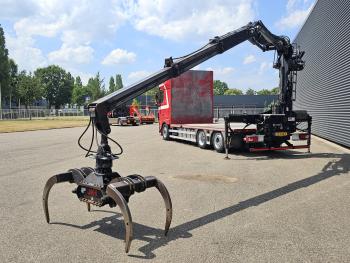 DAF XF 460 6x2 / PENZ CRANE